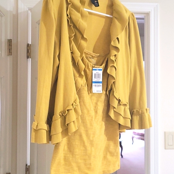 INC Mustard Camisole and cropped sweater XL - Picture 3 of 8